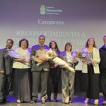 Angol reconoció a destacados docentes en retiro trasextensa trayectoria en la educación pública